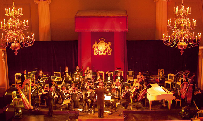 mozart symphony orchestra performing